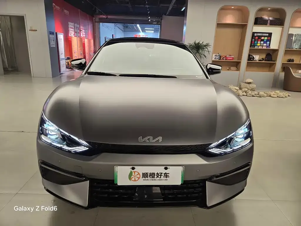 Kia EV6 2023 из CN, фото 2