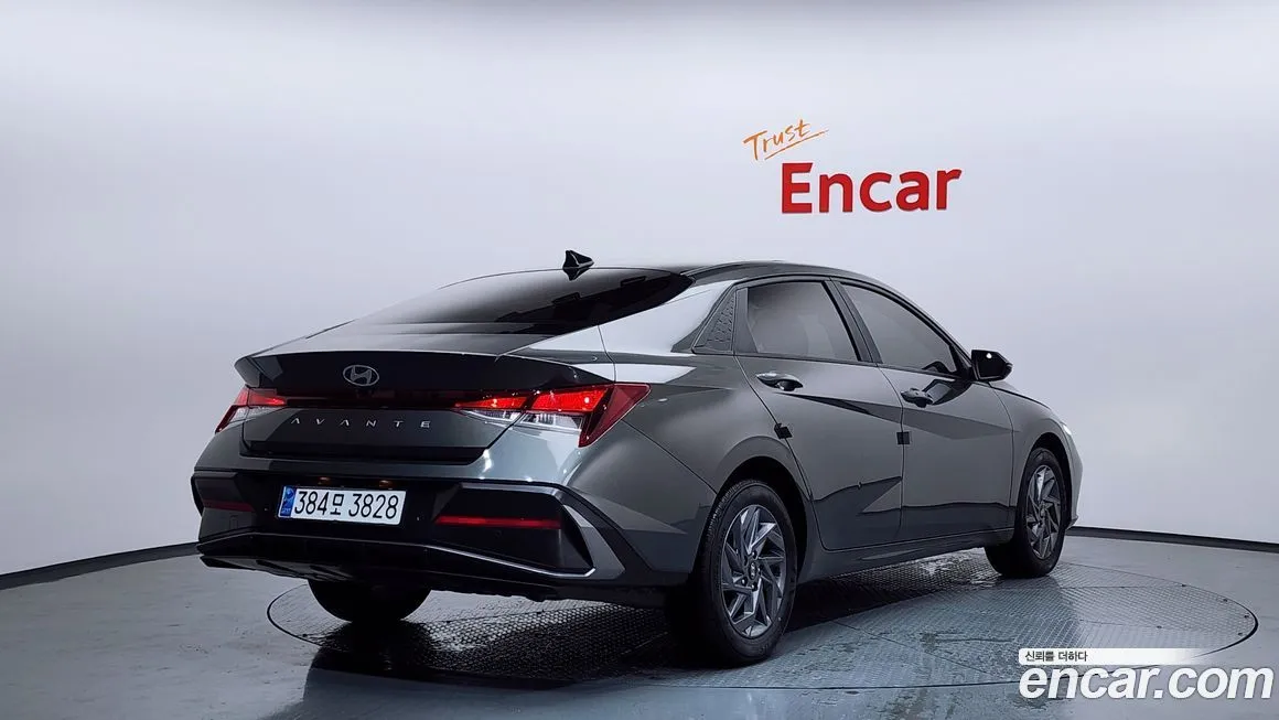 Hyundai AVANTE 2024 из KR, фото 2