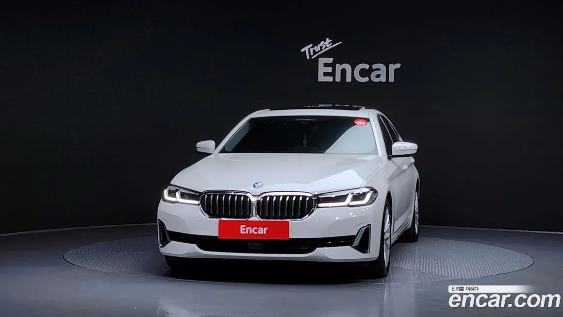 BMW 5-Series 2023 из KR, фото 3