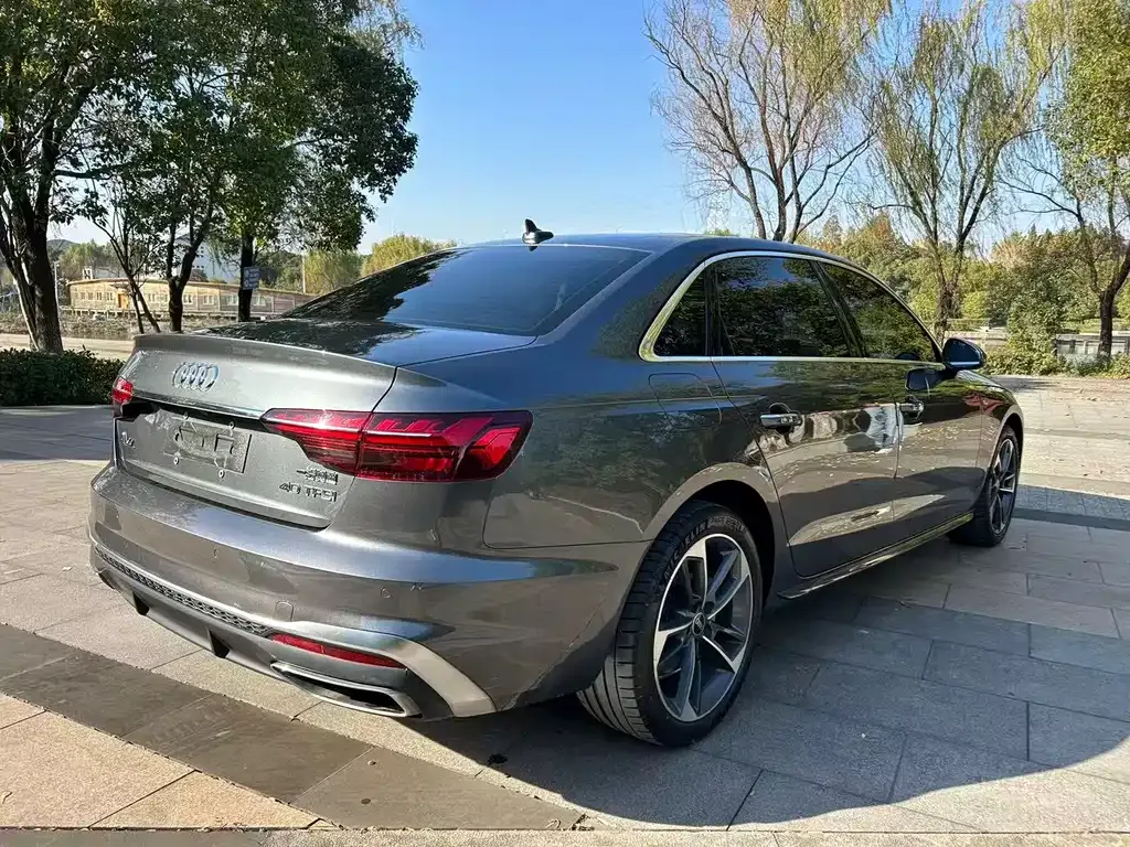 Audi A4L 2024 из CN, фото 7