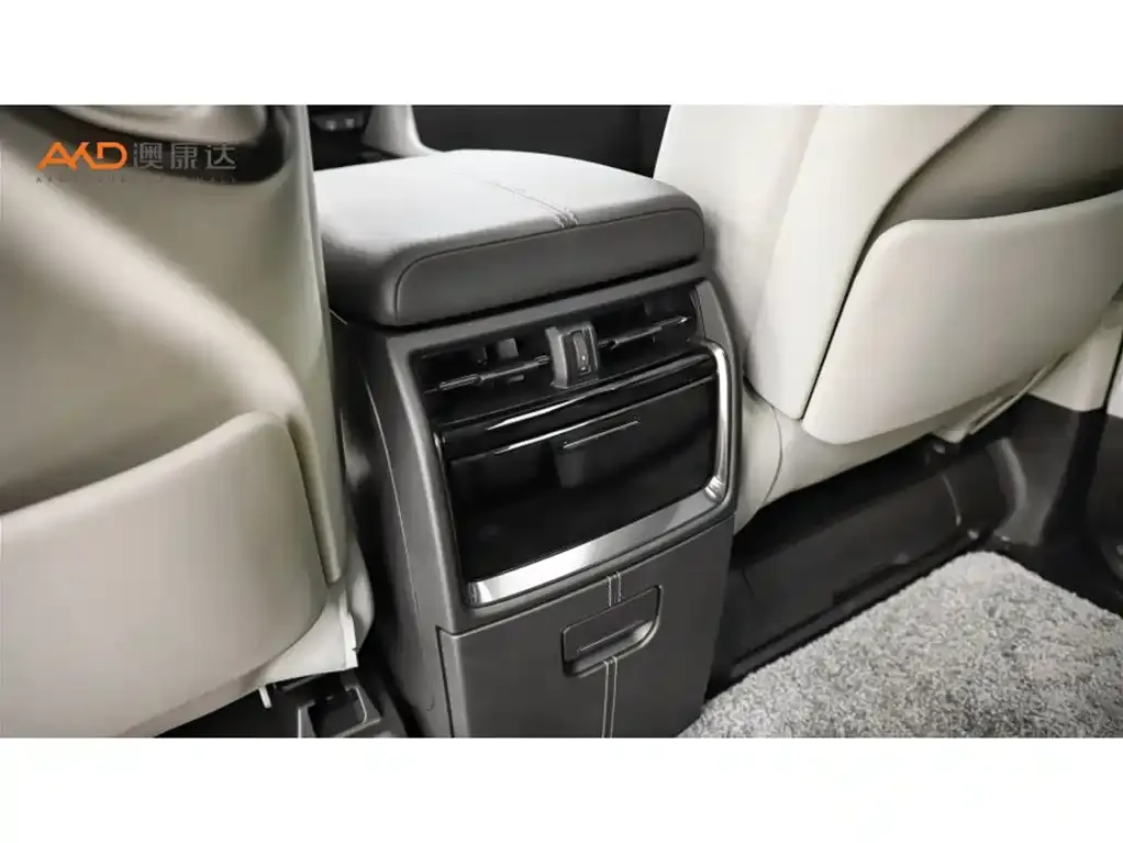 Toyota Alphard 2024 из CN, фото 10