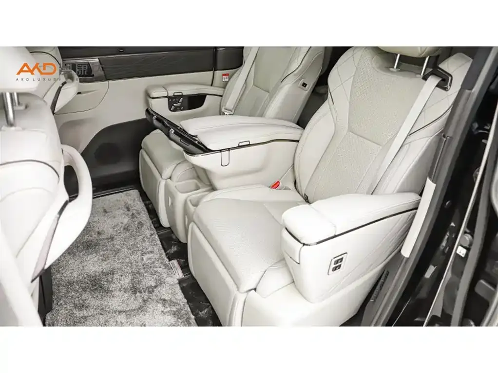 Toyota Alphard 2024 из CN, фото 7
