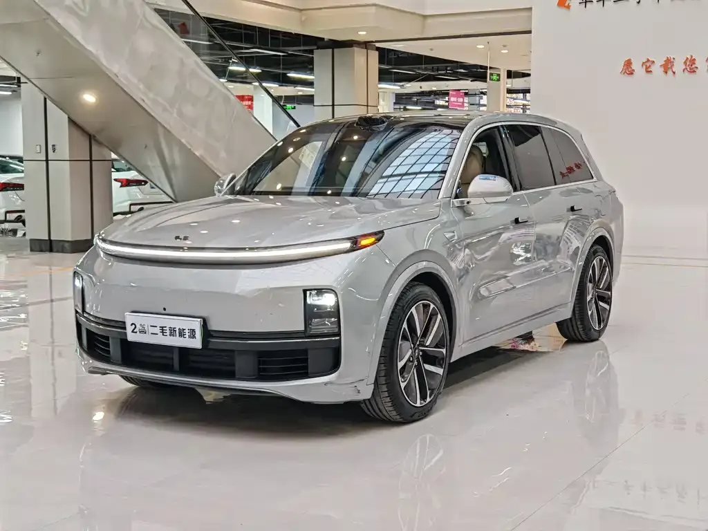 Li Auto L8 2024 из CN, фото 1