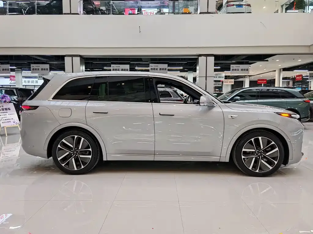 Li Auto L8 2024 из CN, фото 7