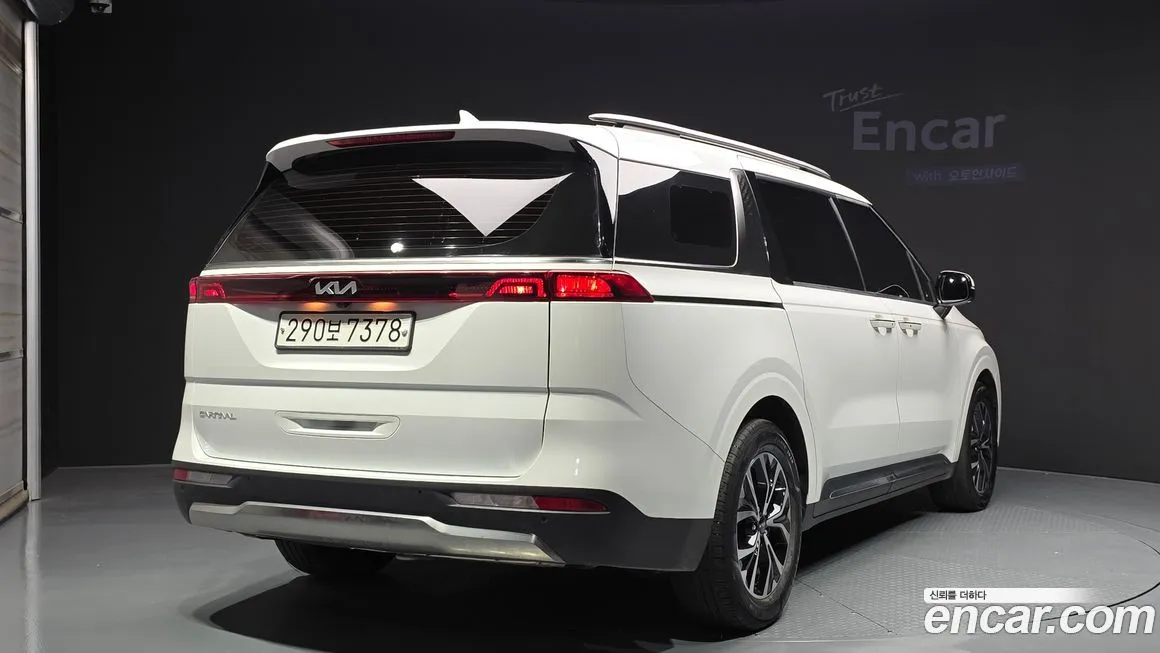 Kia Carnival — фото 2