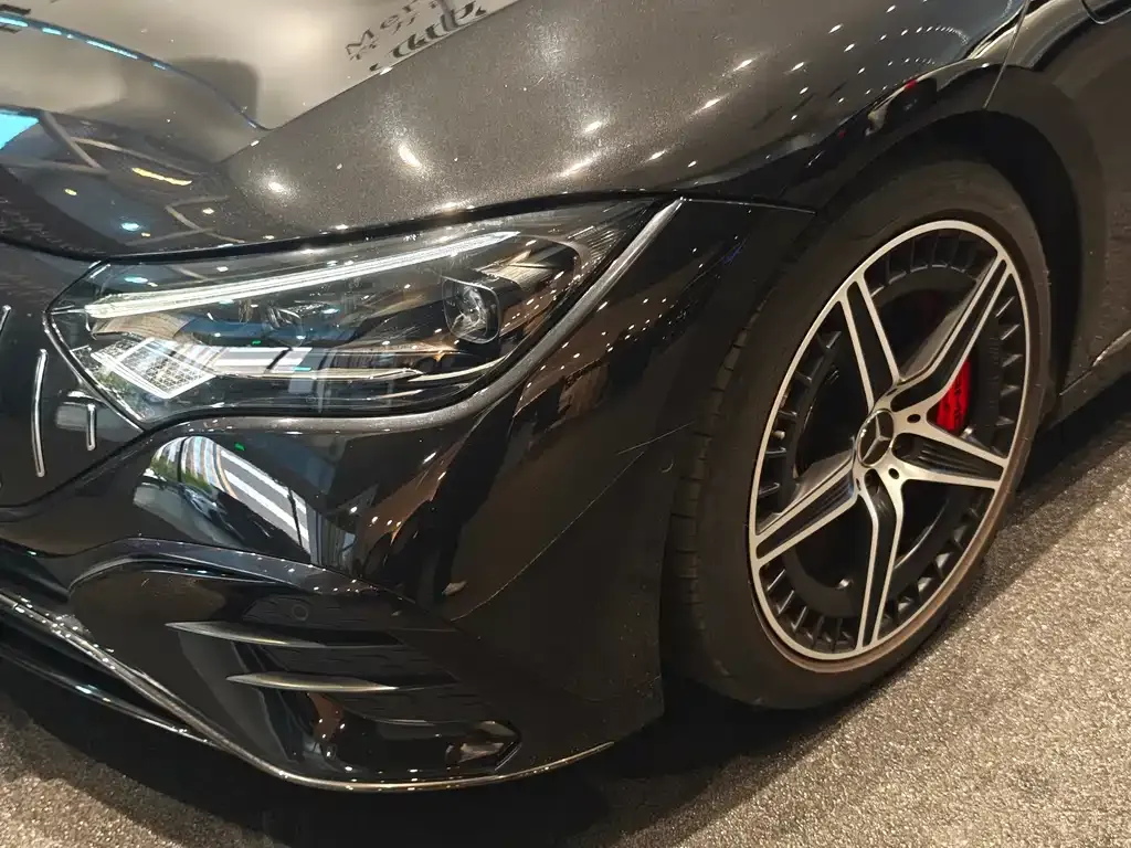 Mercedes-Benz EQE AMG 2023 из CN, фото 3