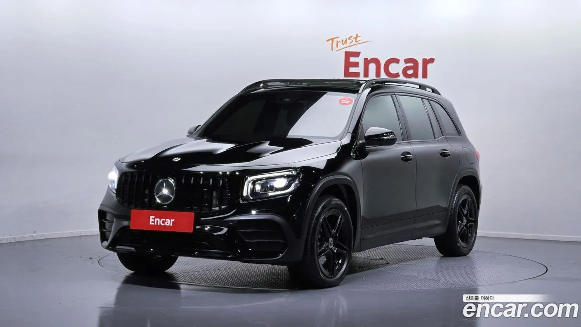 Mercedes-Benz GLB-Class — фото 1