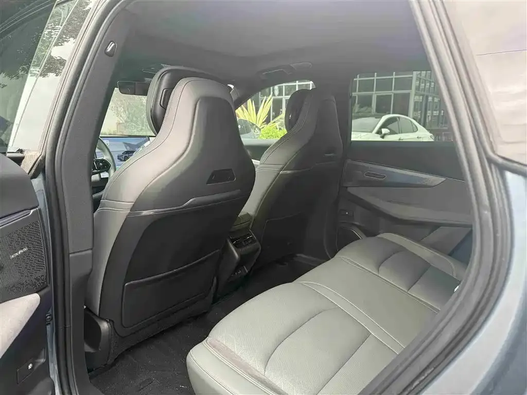 Lynk & Co 08 EM-P 2024 из CN, фото 6