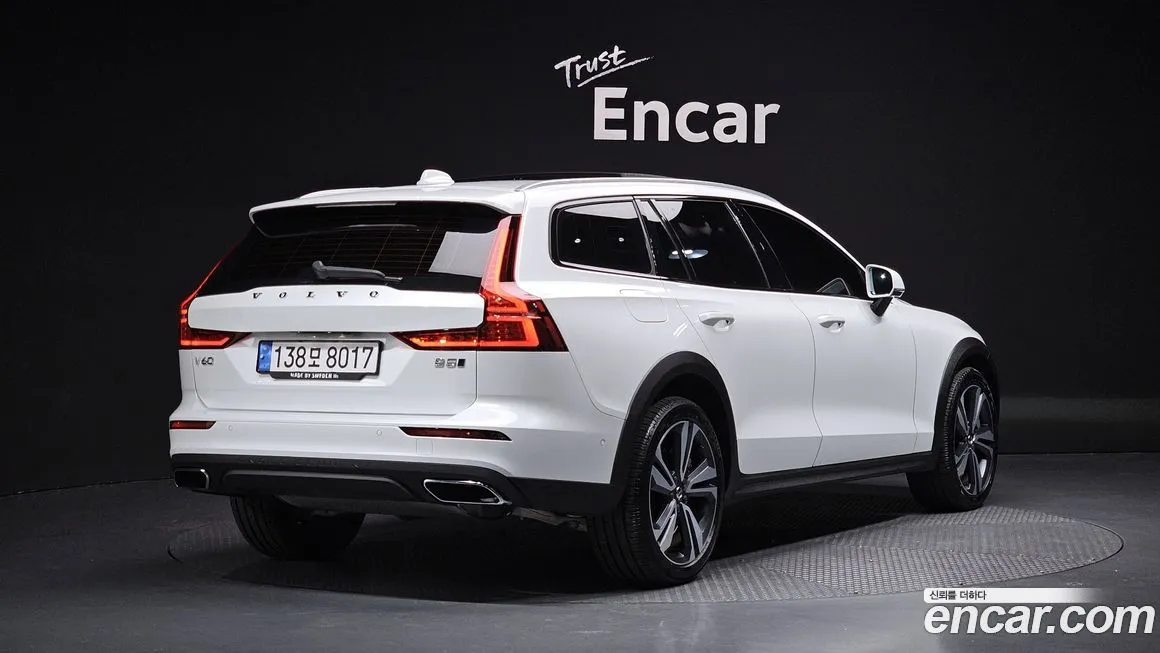 Volvo V60 — фото 2