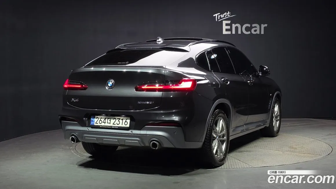 BMW X4 2021 из KR, фото 2