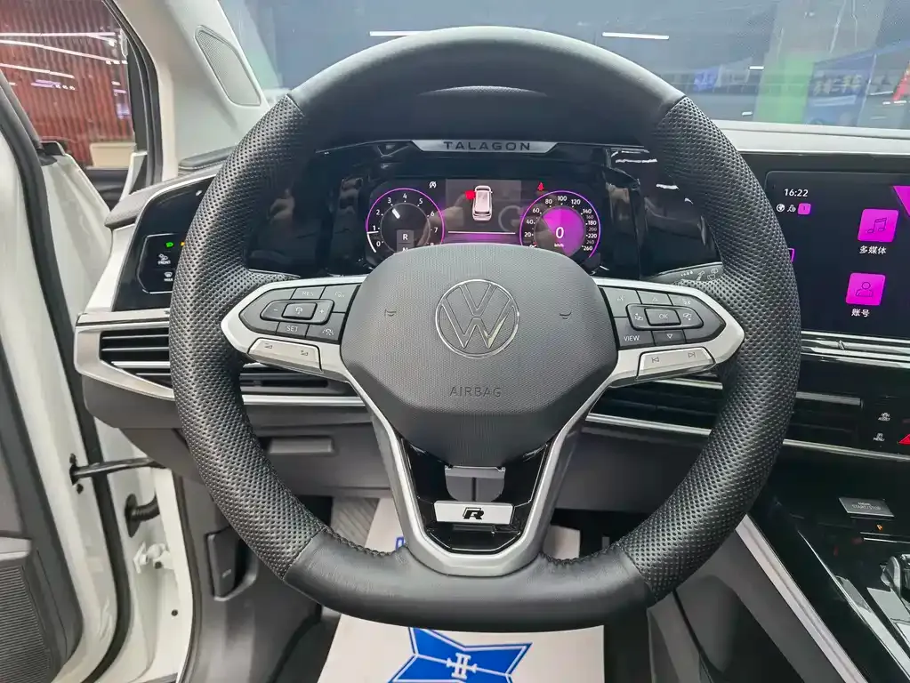 Volkswagen Talagon 2023 из CN, фото 10