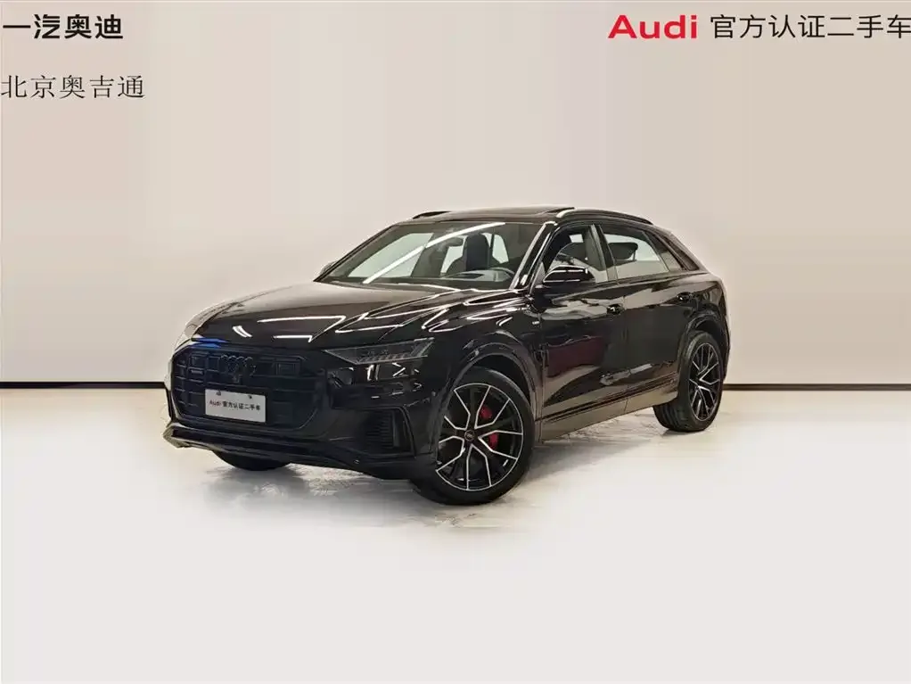 Audi Q8 2023 из CN, фото 1