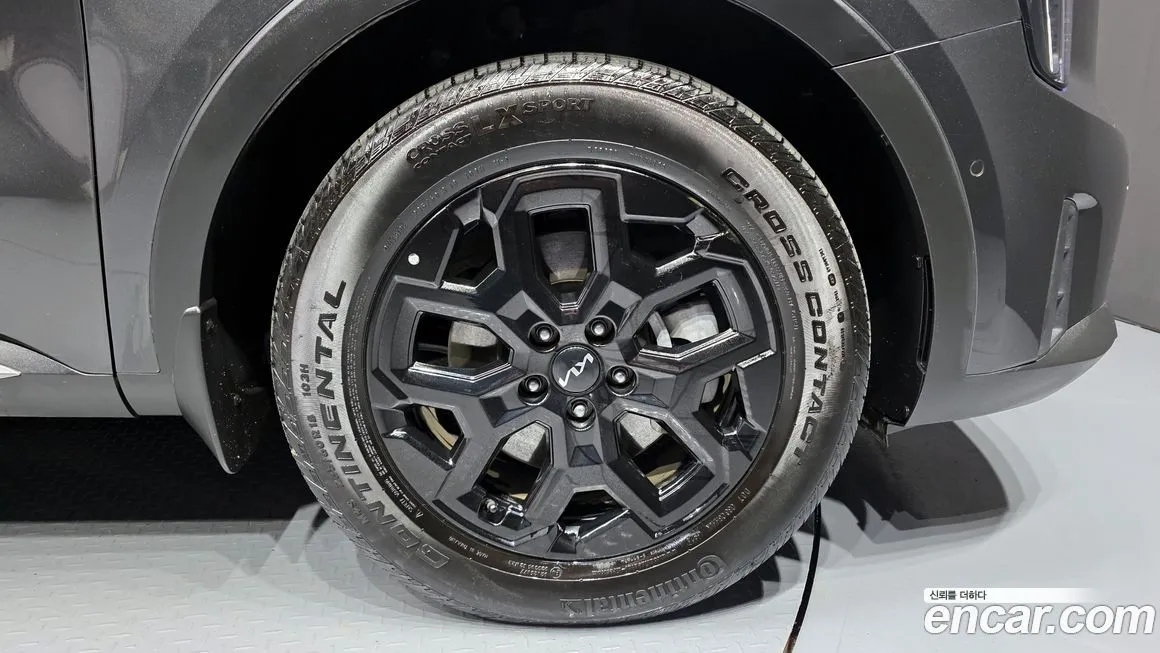 Kia Sorento — фото 5