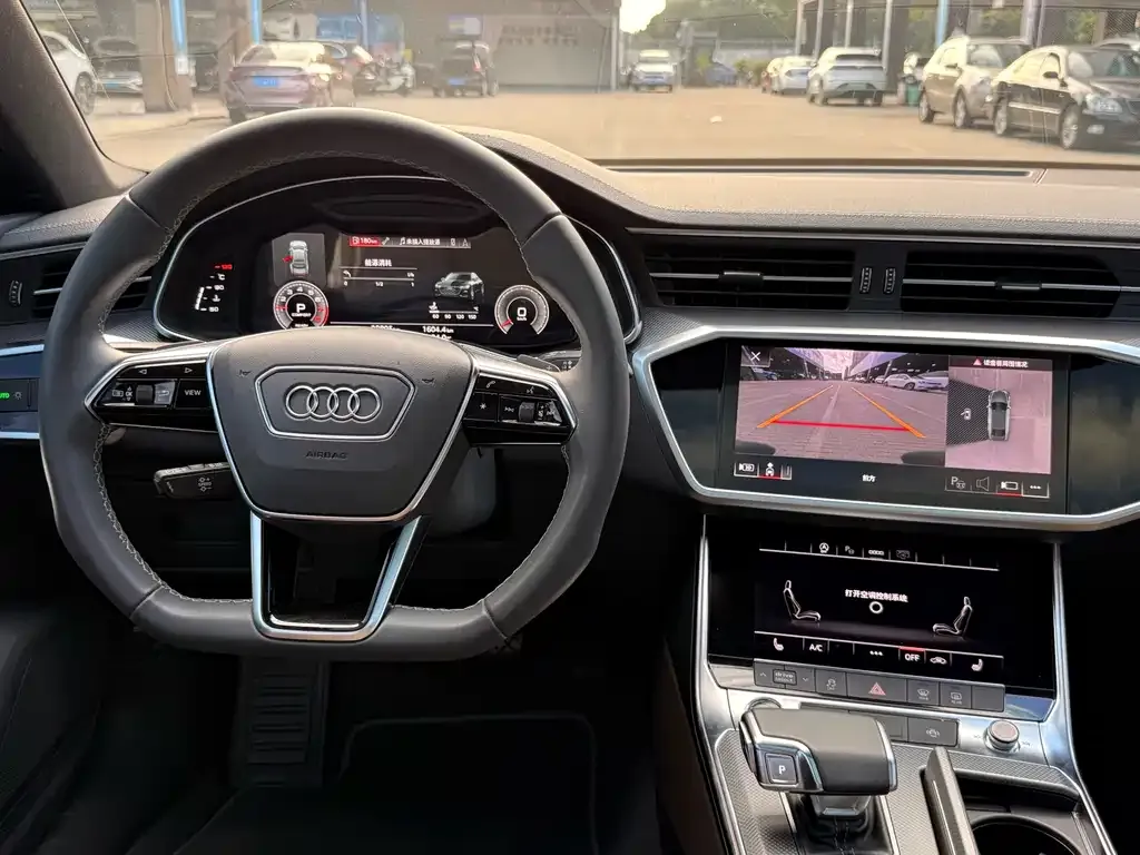 Audi A7L — фото 5