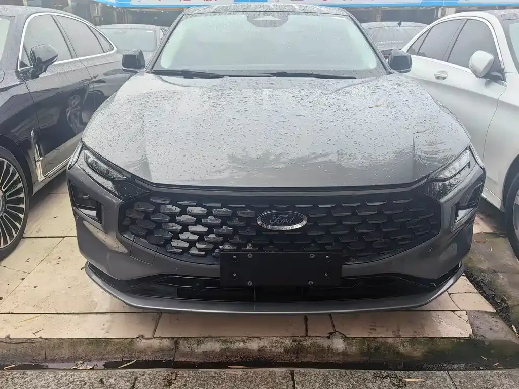 Ford Mondeo 2022 из CN, фото 2