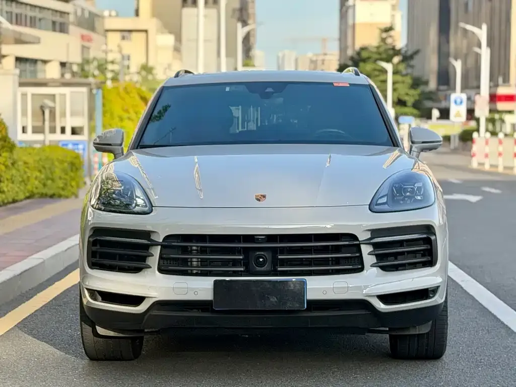Porsche Cayenne — фото 2