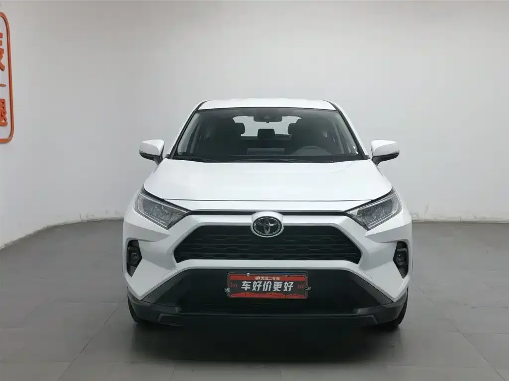Toyota RAV4 2024 из CN, фото 3
