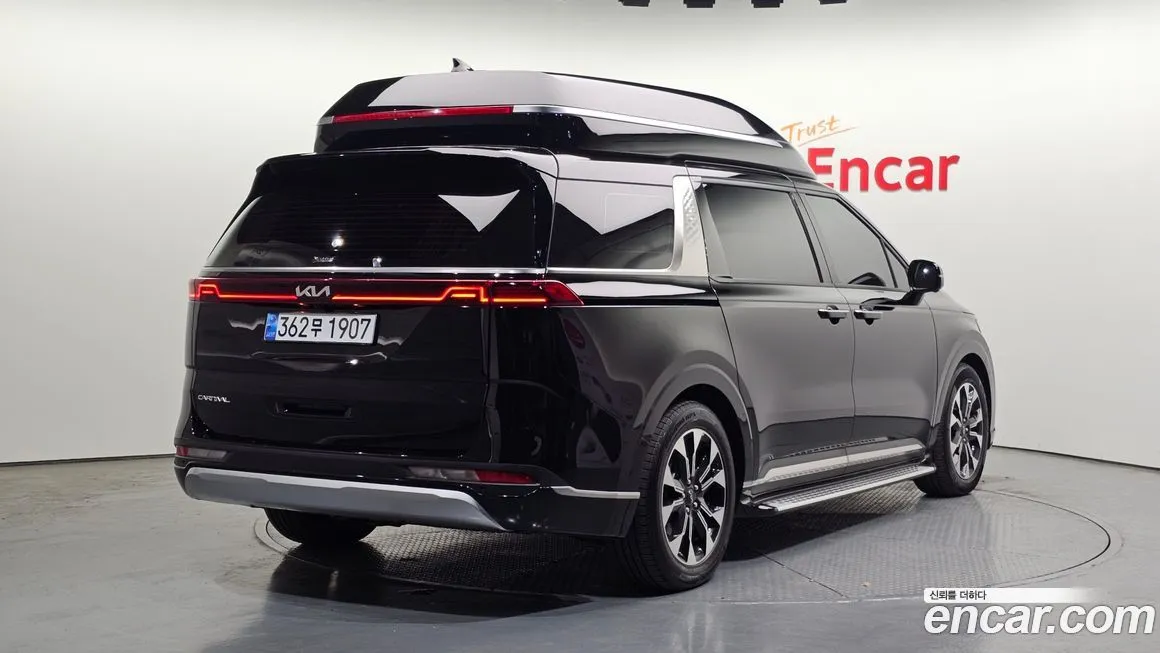 Kia Carnival 2023 из KR, фото 2