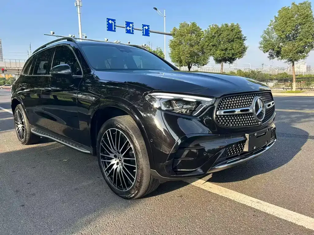 Mercedes-Benz GLC 2023 из CN, фото 2