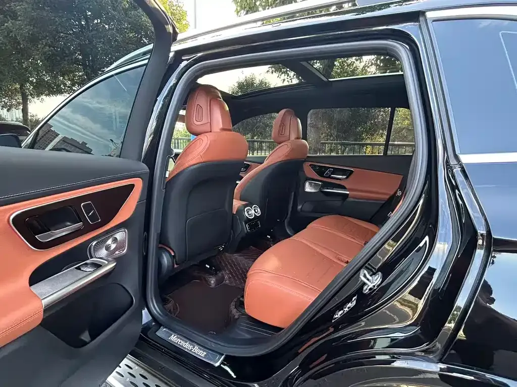 Mercedes-Benz GLC 2023 из CN, фото 4