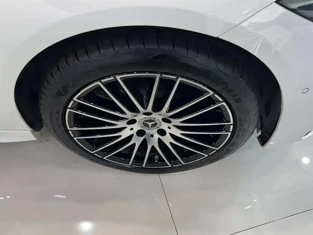 Mercedes-Benz C-Class 2024 из CN, фото 5