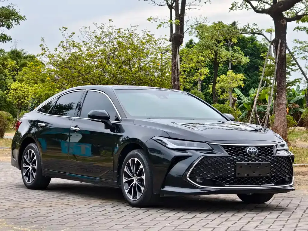 Toyota Avalon 2023 из CN, фото 3