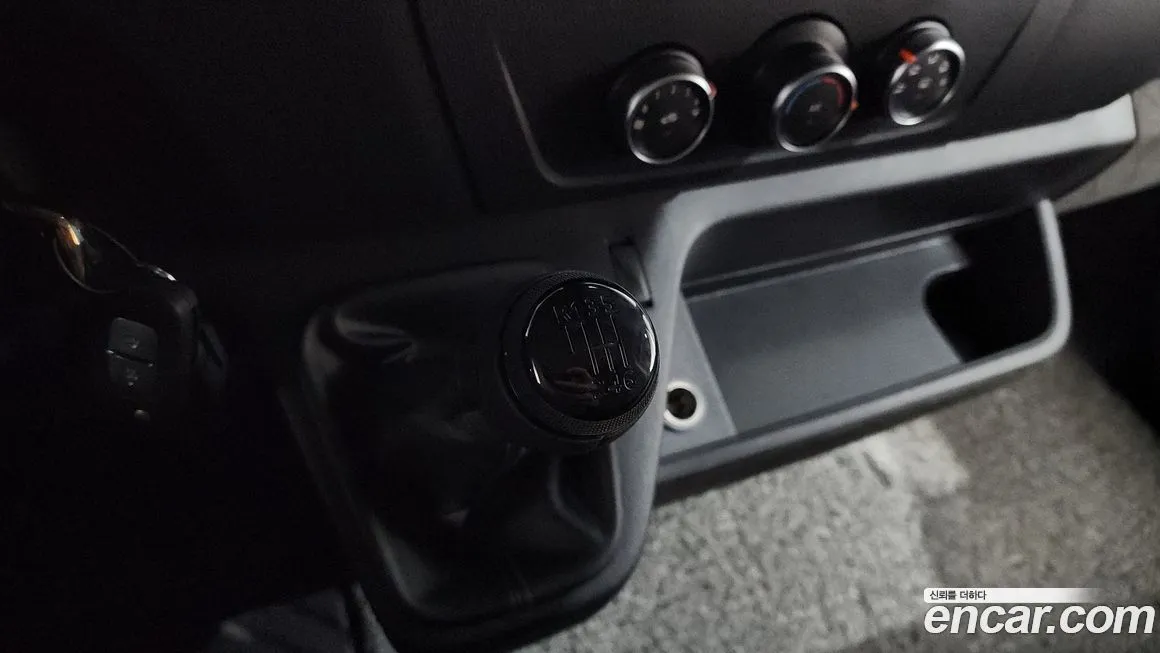 Renault Korea (Samsung) Master 2022 из KR, фото 9
