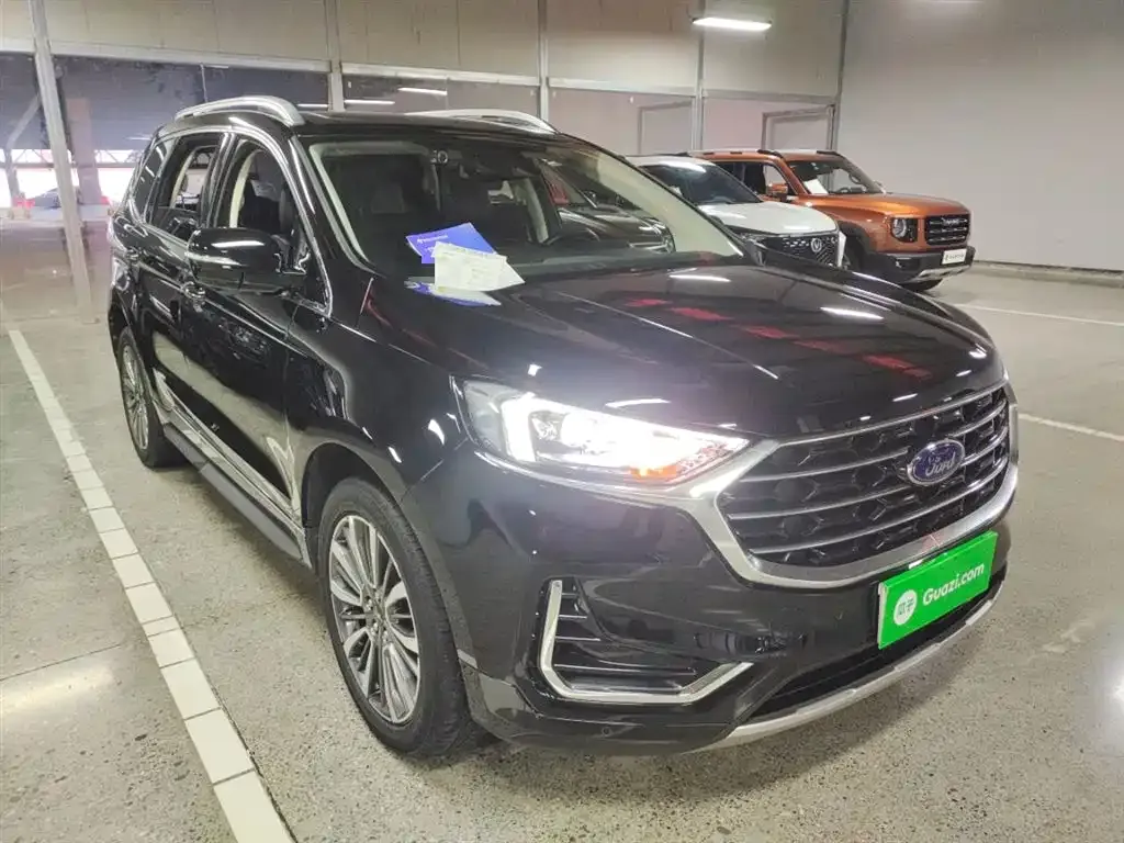 Ford Edge — фото 4