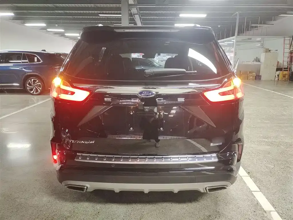 Ford Edge — фото 6