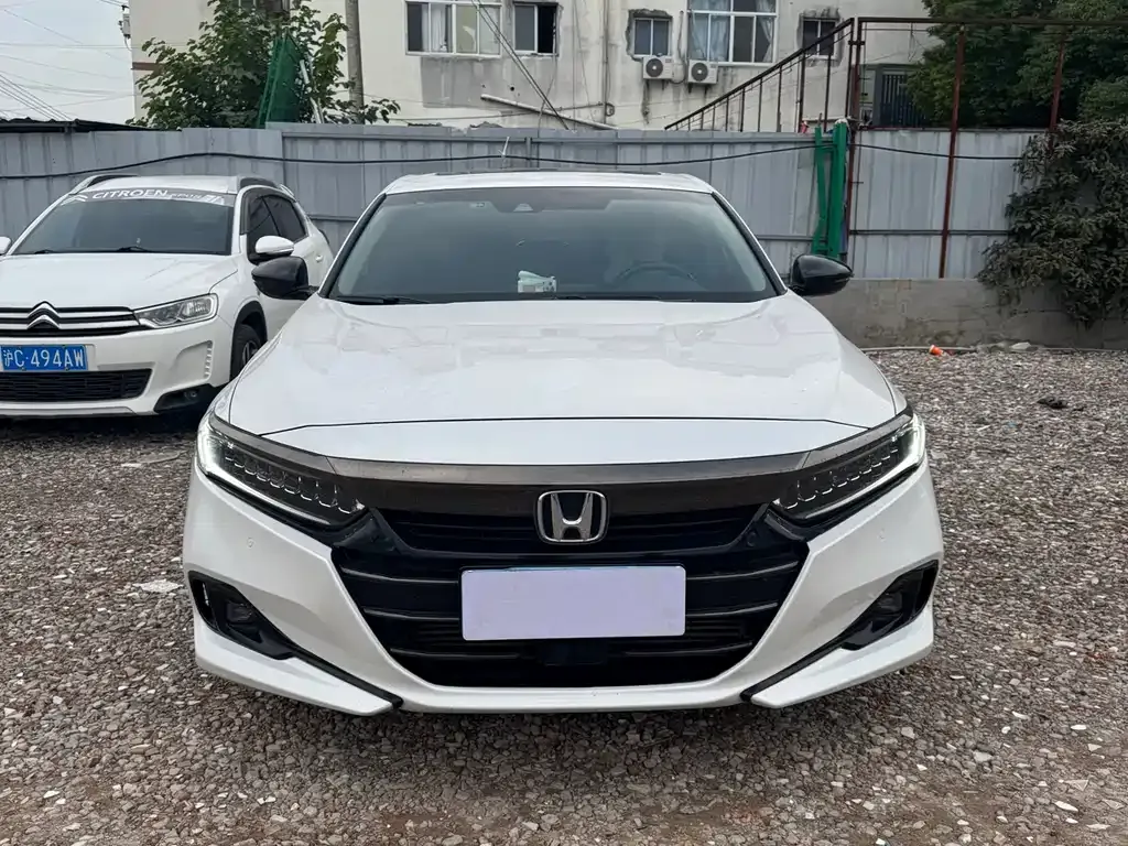Honda Accord 2022 из CN, фото 2