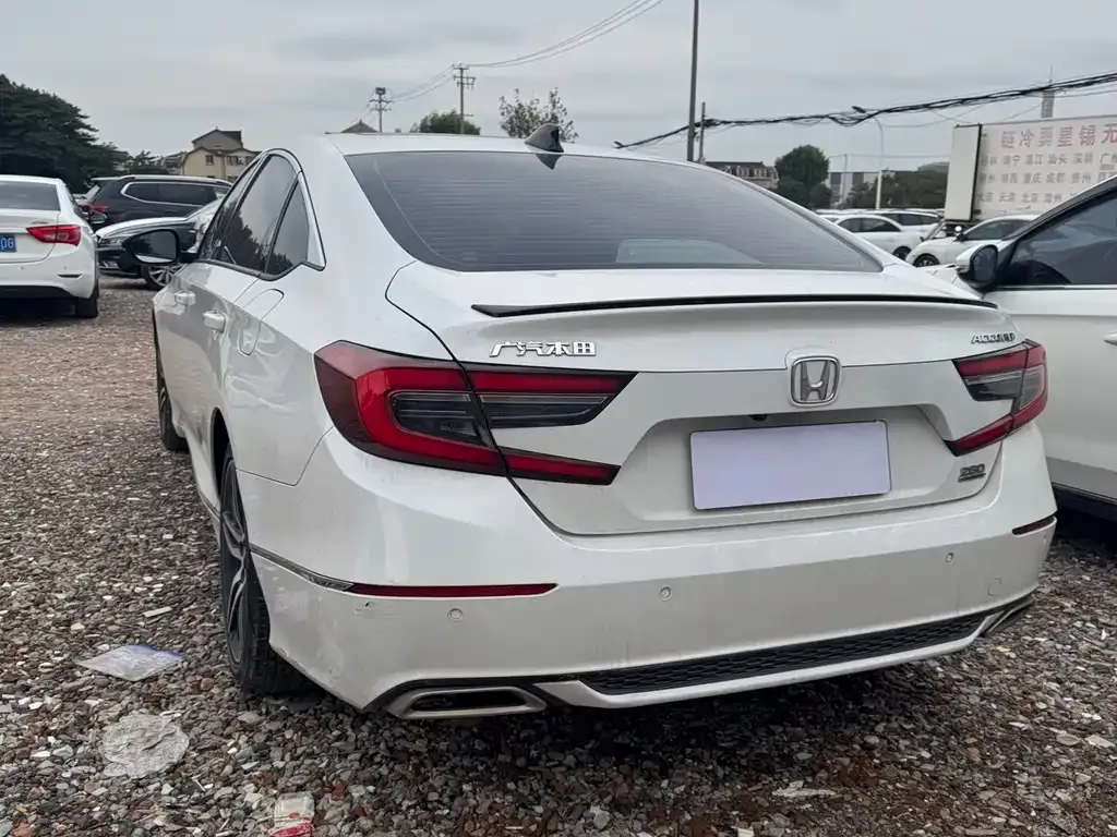 Honda Accord 2022 из CN, фото 7