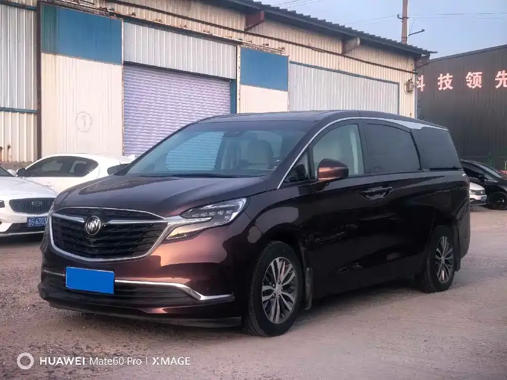 Buick GL8 2022 из CN, фото 1