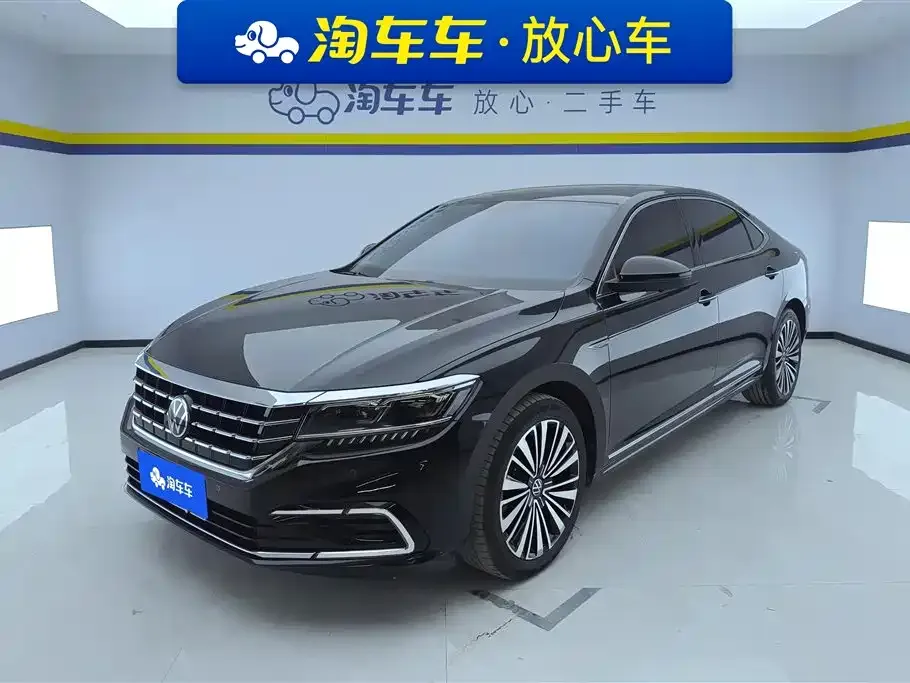 Volkswagen Passat — фото 1