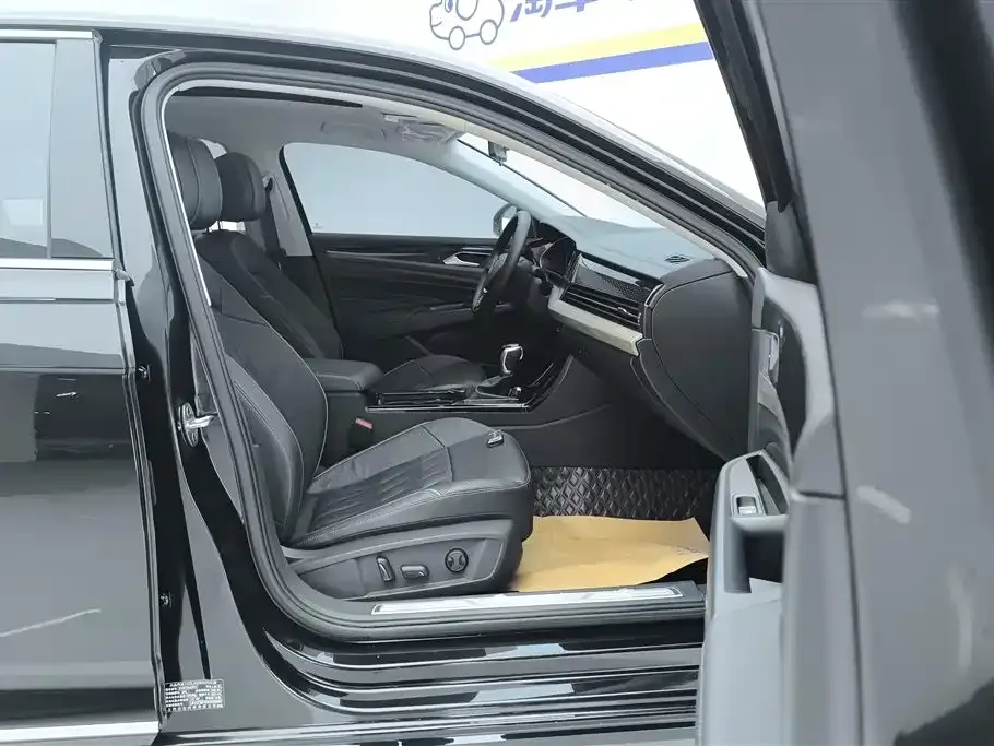 Volkswagen Passat — фото 8