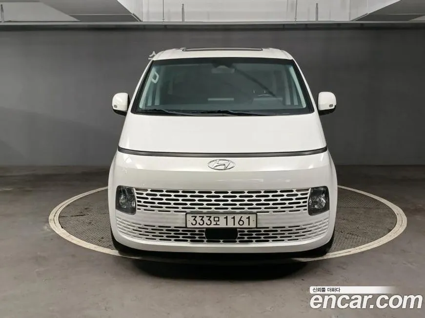 Hyundai Staria — фото 1