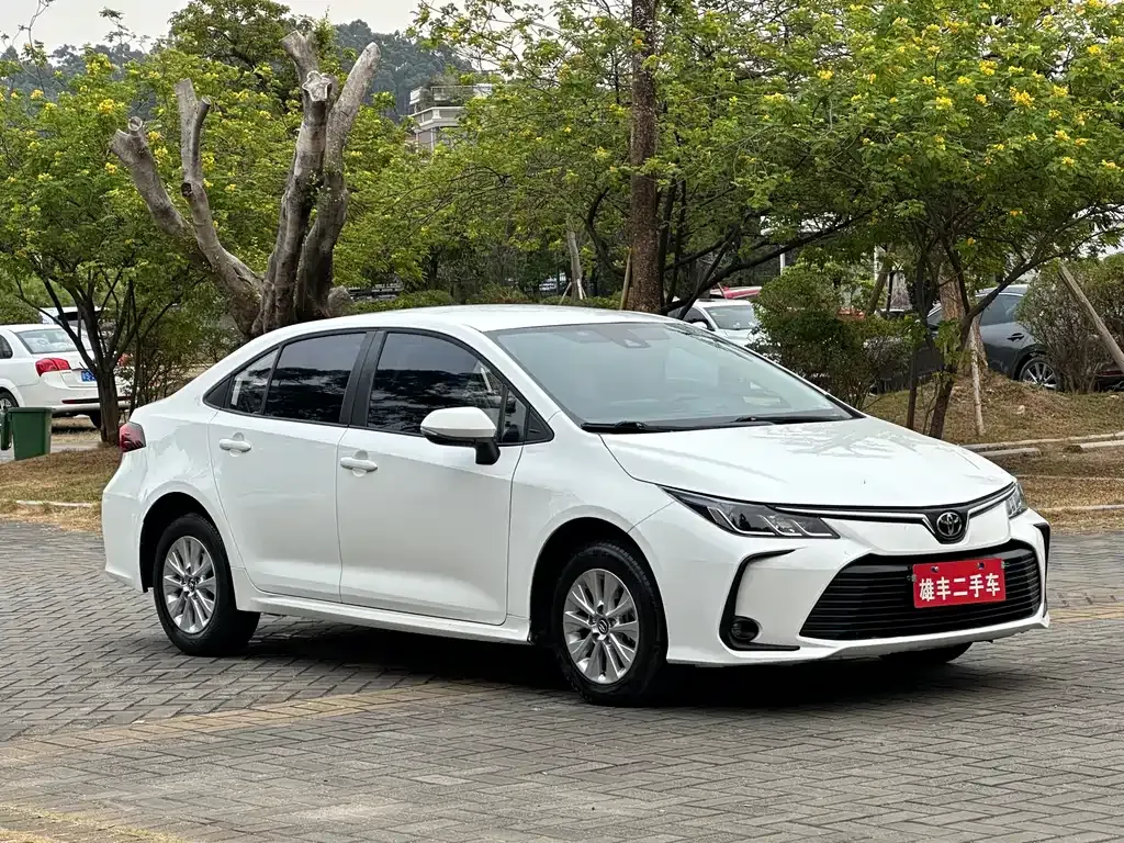 Toyota Corolla 2023 из CN, фото 3