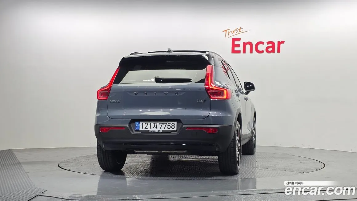 Volvo XC40 2022 из KR, фото 4