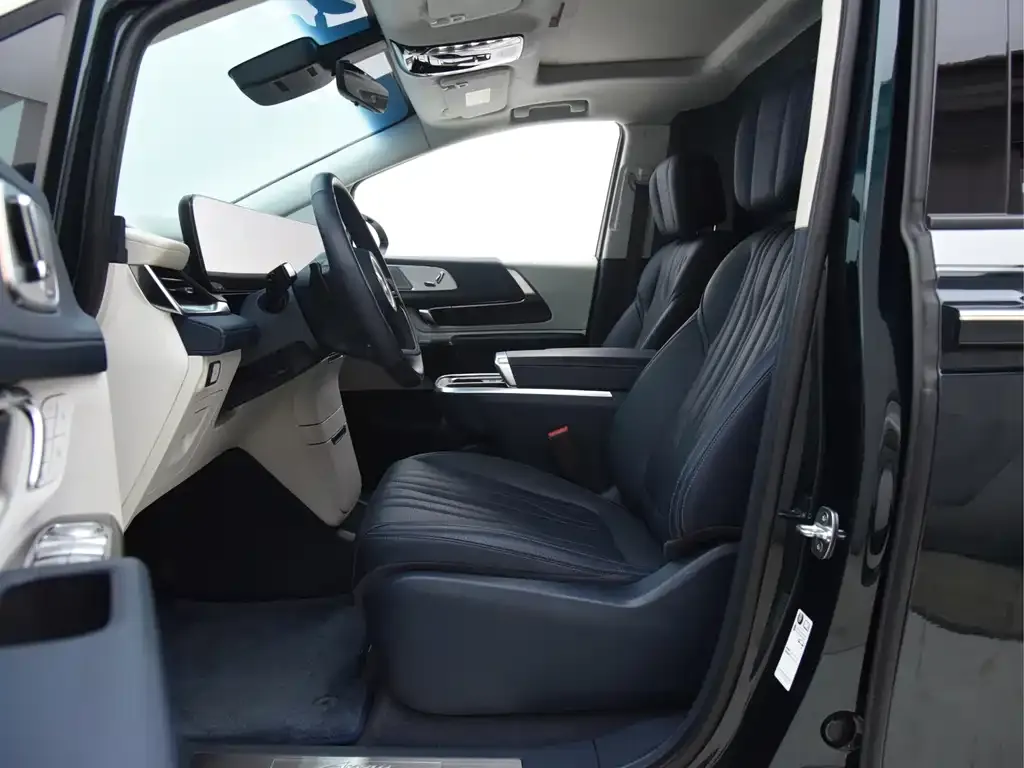 Buick Century 2023 из CN, фото 9