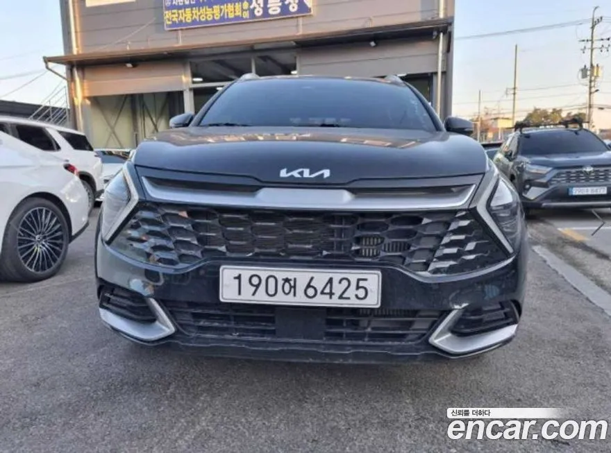 Kia Sportage — фото 1