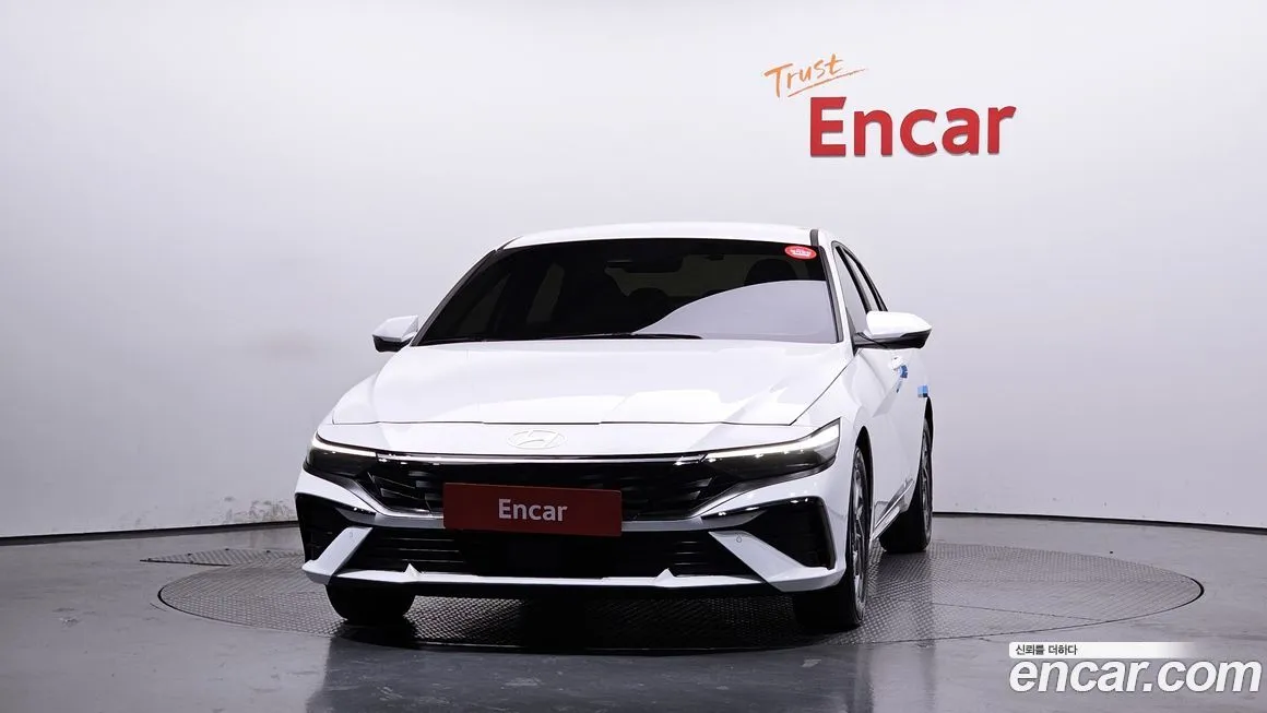 Hyundai AVANTE — фото 3