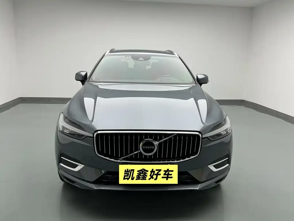Volvo XC60 2021 из CN, фото 2