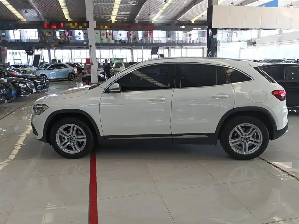 Mercedes-Benz GLA 2023 из CN, фото 5