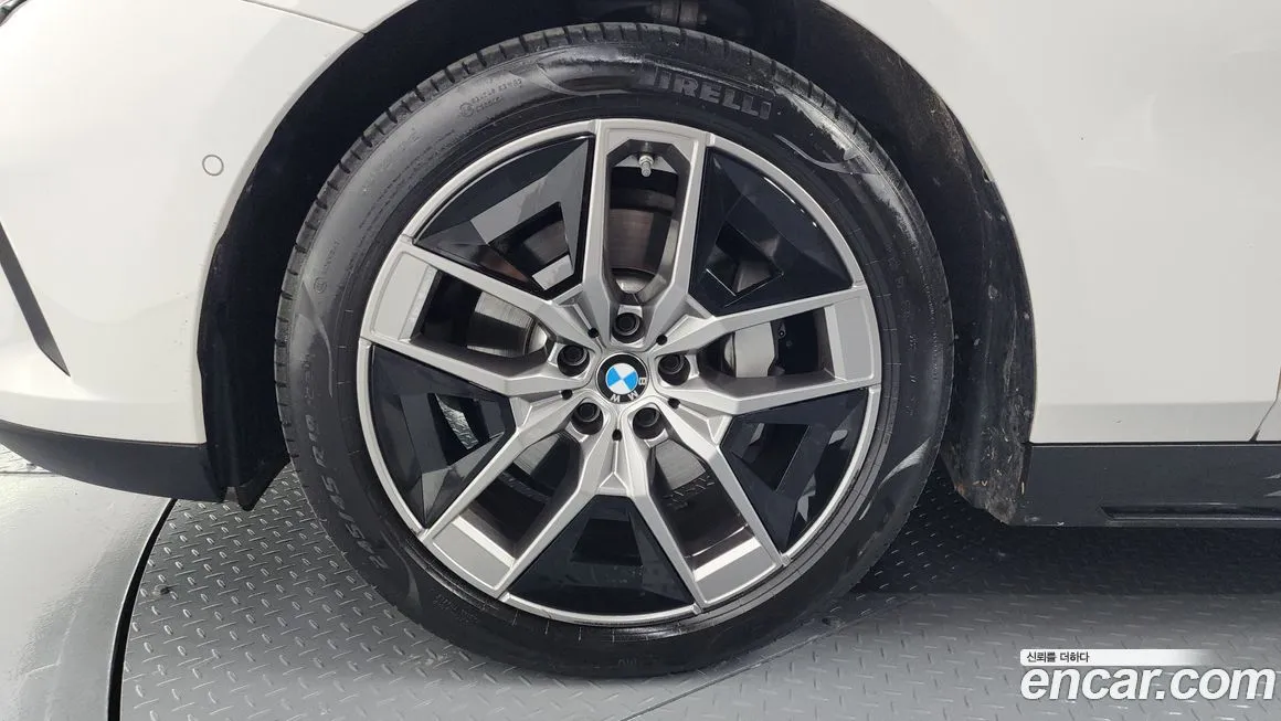 [object Object] 5-Series 2024 из KR, фото 5