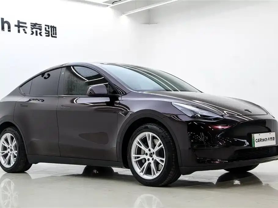 Tesla Model Y — фото 3