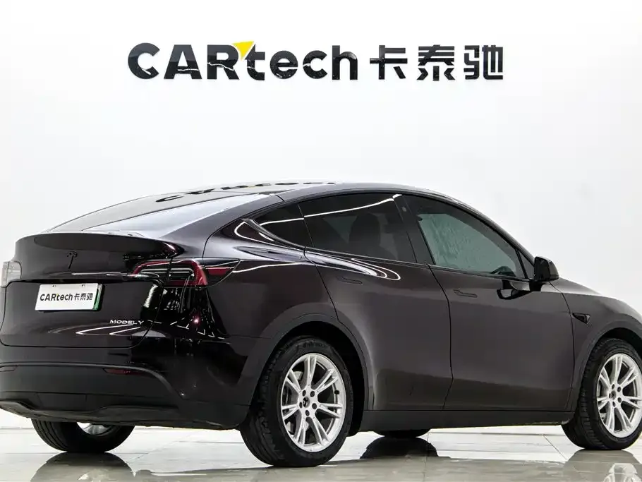 Tesla Model Y — фото 4