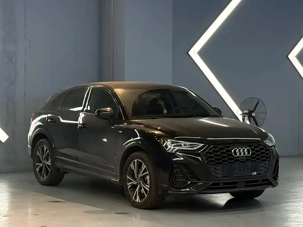 Audi Q3 Sportback 2022 из CN, фото 3