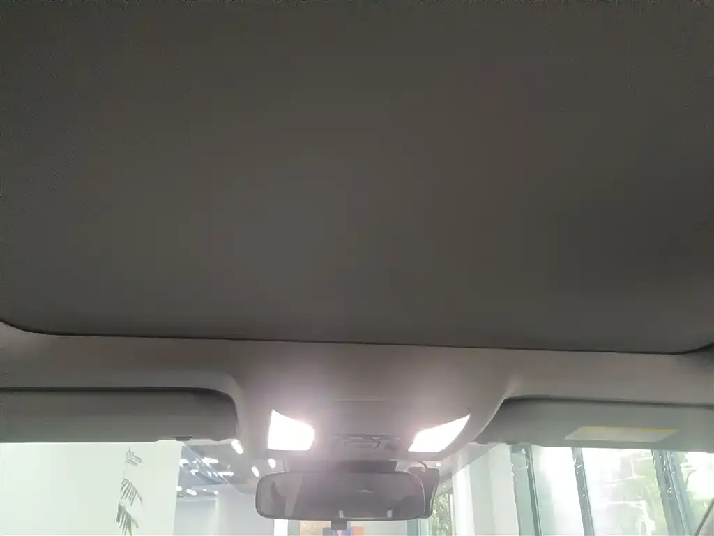 Toyota RAV4 2025 из CN, фото 8