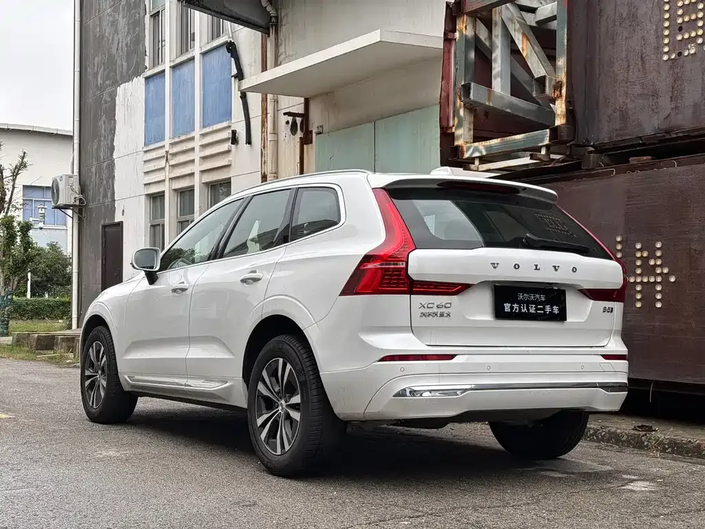 Volvo XC60 2025 из CN, фото 4