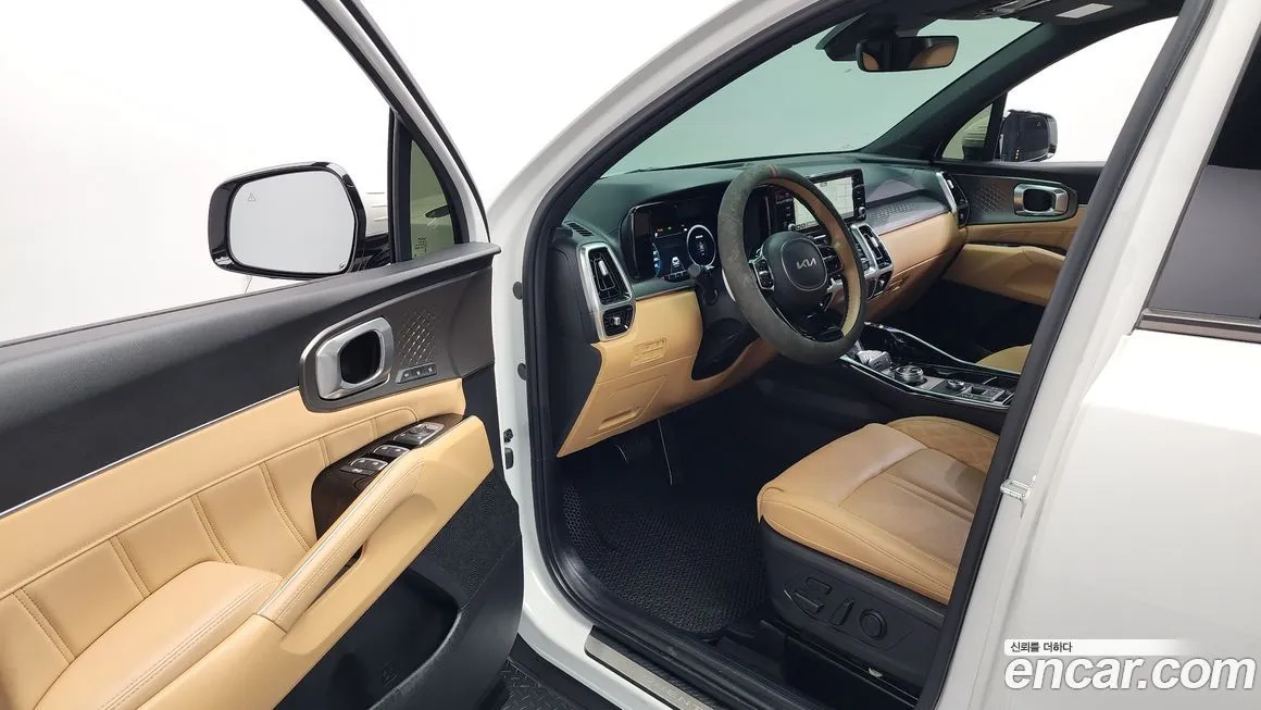 Kia Sorento — фото 10