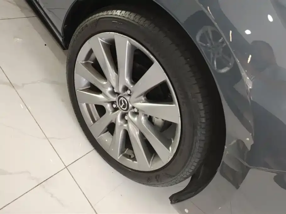Mazda 3 Axela 2023 из CN, фото 6